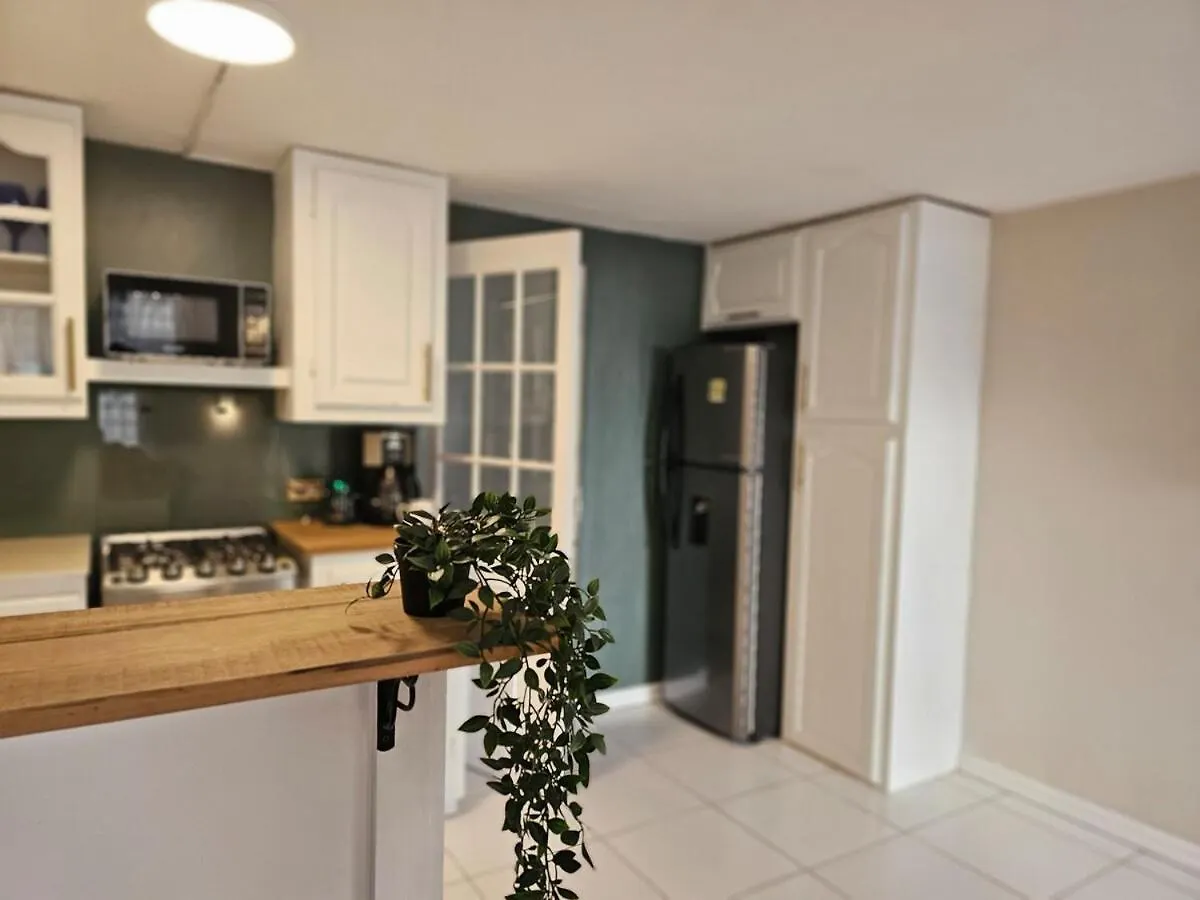Cozy & Serene Apt Near Savannah Port of Spain 0*,  Trinidad And Tobago